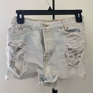 Light blue denim shorts- John Gaft/ size28